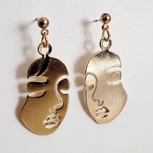 Abstract Face Earrings💫